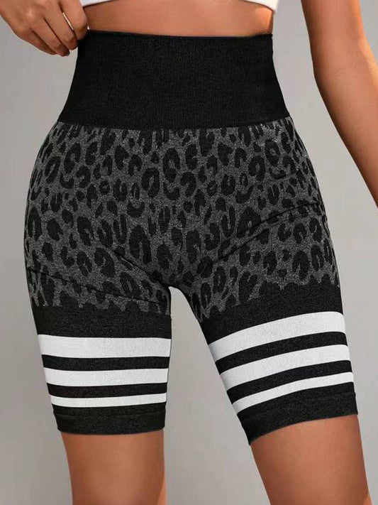 ZASUWA Female Leopard Peach Hip Scrunch Bum Spandex Gym Booty Shorts