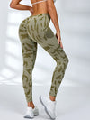 ZASUWA Female Sexy Camouflage Deep V Back Scrunch Bum Backless Tracksuit